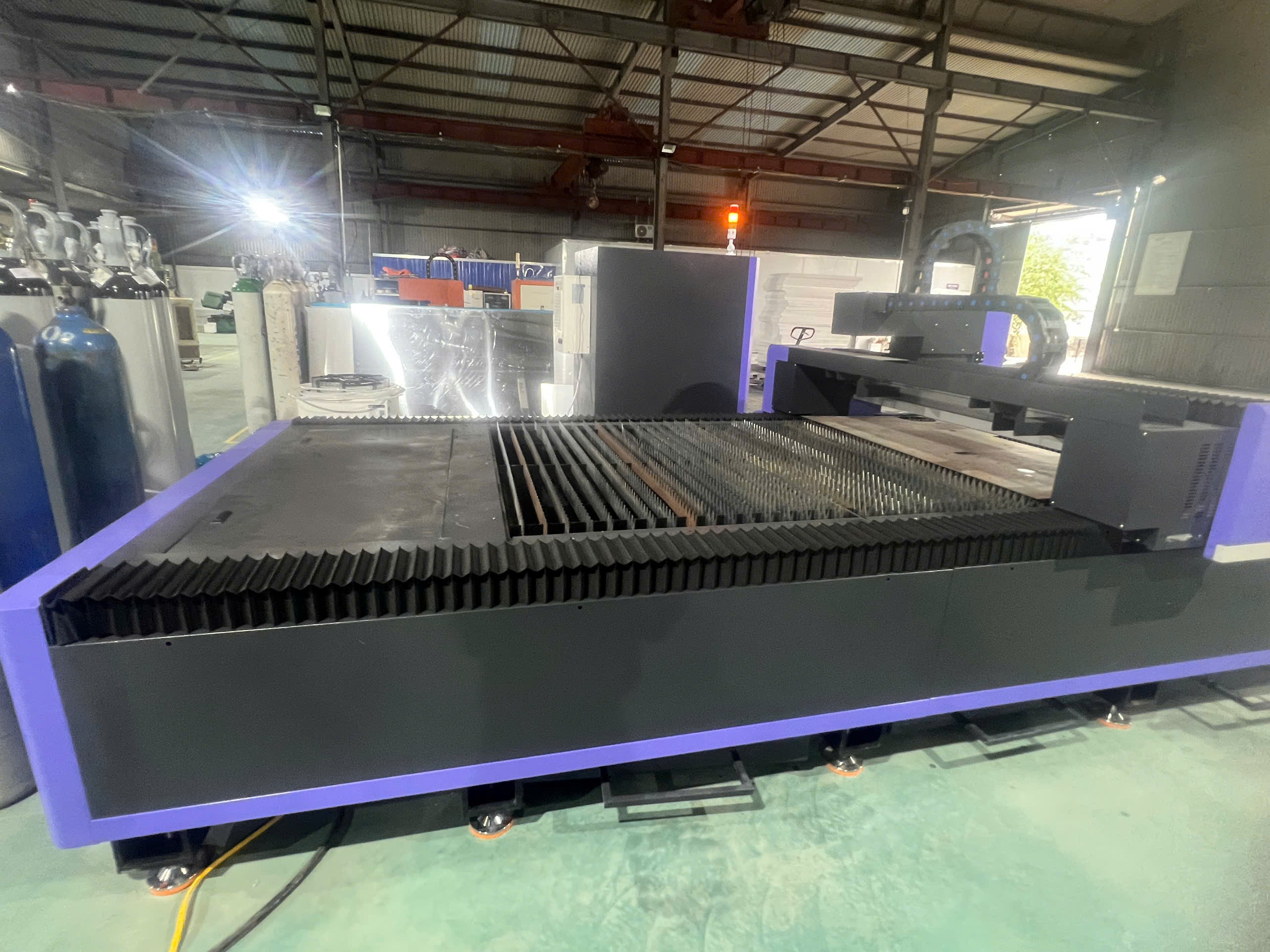 Laser Cutting Machine.jpg